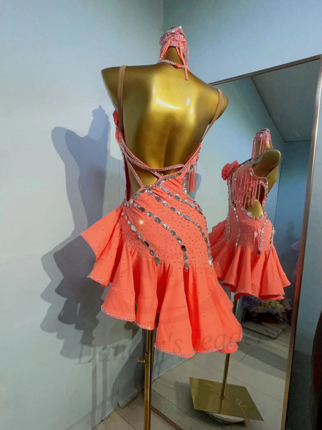 ชุดเต้นรำลาตินระดับมืออาชีพ ชุดสั่งตัดคุณภาพสูง กระโปรงทรงชิปเวฟ สำหรับผู้หญิง ซัมบ้า ผู้ใหญ่ ชุดมาตรฐานสำหรับการแสดงบนเวที