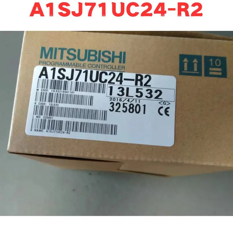 A1SJ71UC24-R2 Совершенно новый и оригинальный Φ A1SJ71UC24 R2 модуль