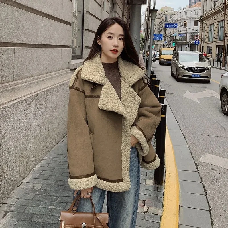 2025 New Female Loose Thickened Lamb Wool Coat Winter Women Oversized Teddy Jacket Autumn Faux Fur Collar Coats Jackets