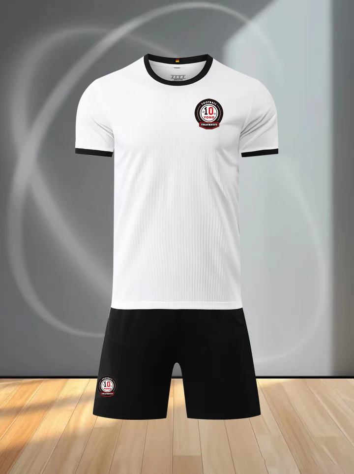 High-quality breathable T-shirt and shorts football set