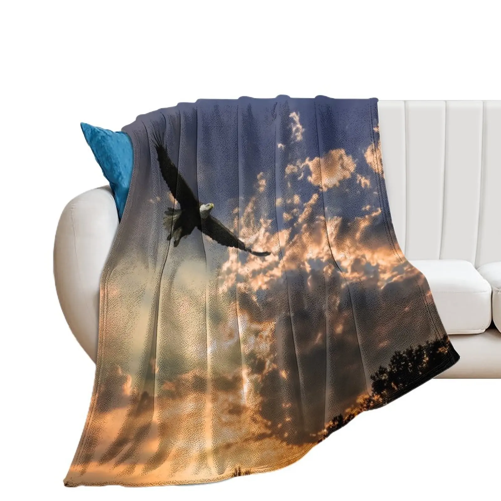 High Soaring Bald Eagle Throw Blanket Bed linens Sofa Quilt Winter beds Comforter Blankets