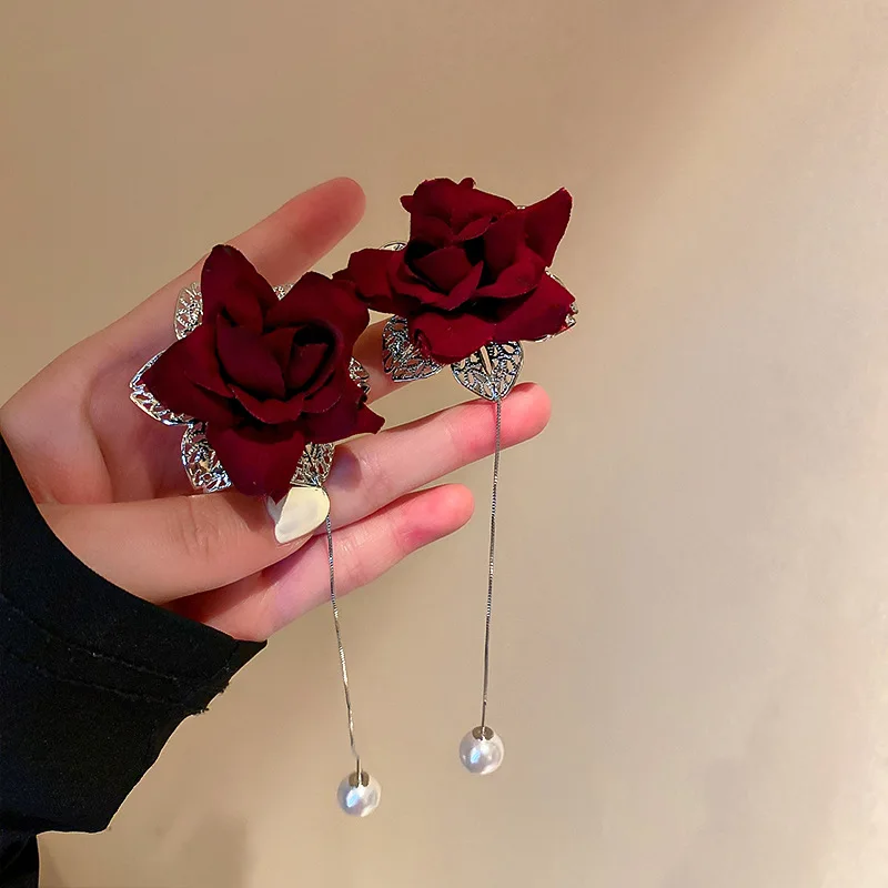 Eternal Flower Imitation Pearl Rhinestones Fringe Dangle Earrings Women Romantic Fashion Sweet Temperament  Fashion Jewelry K-