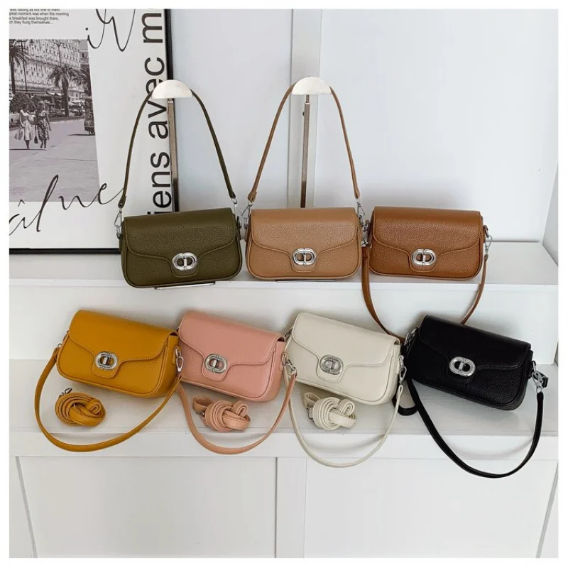 

Elegant Leather Commuter Bag With Large Capacity For Women Minimalist Unique Solid Color Paris Fashion