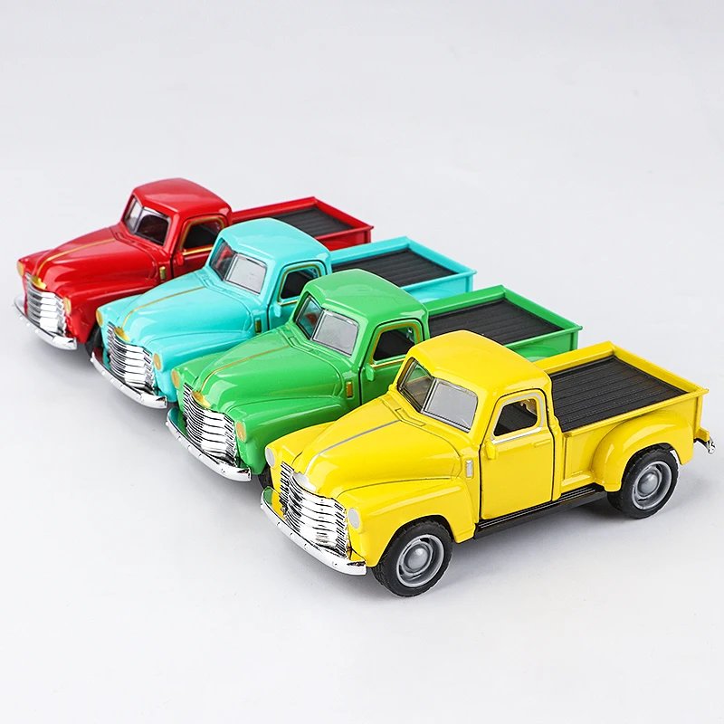 Vintage Red 1/43 Scale Metal Truck Toy Mini Decoration for Kids Children's Christmas New Year Gift Home Office Decor