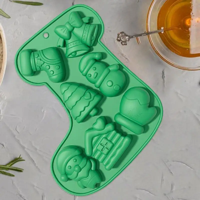 Red/green Christmas Silicone Chocolate Molds Candy Baking Moulds Handmade Cake Candy Mold Gingerbread Snowman Snowflake Santa