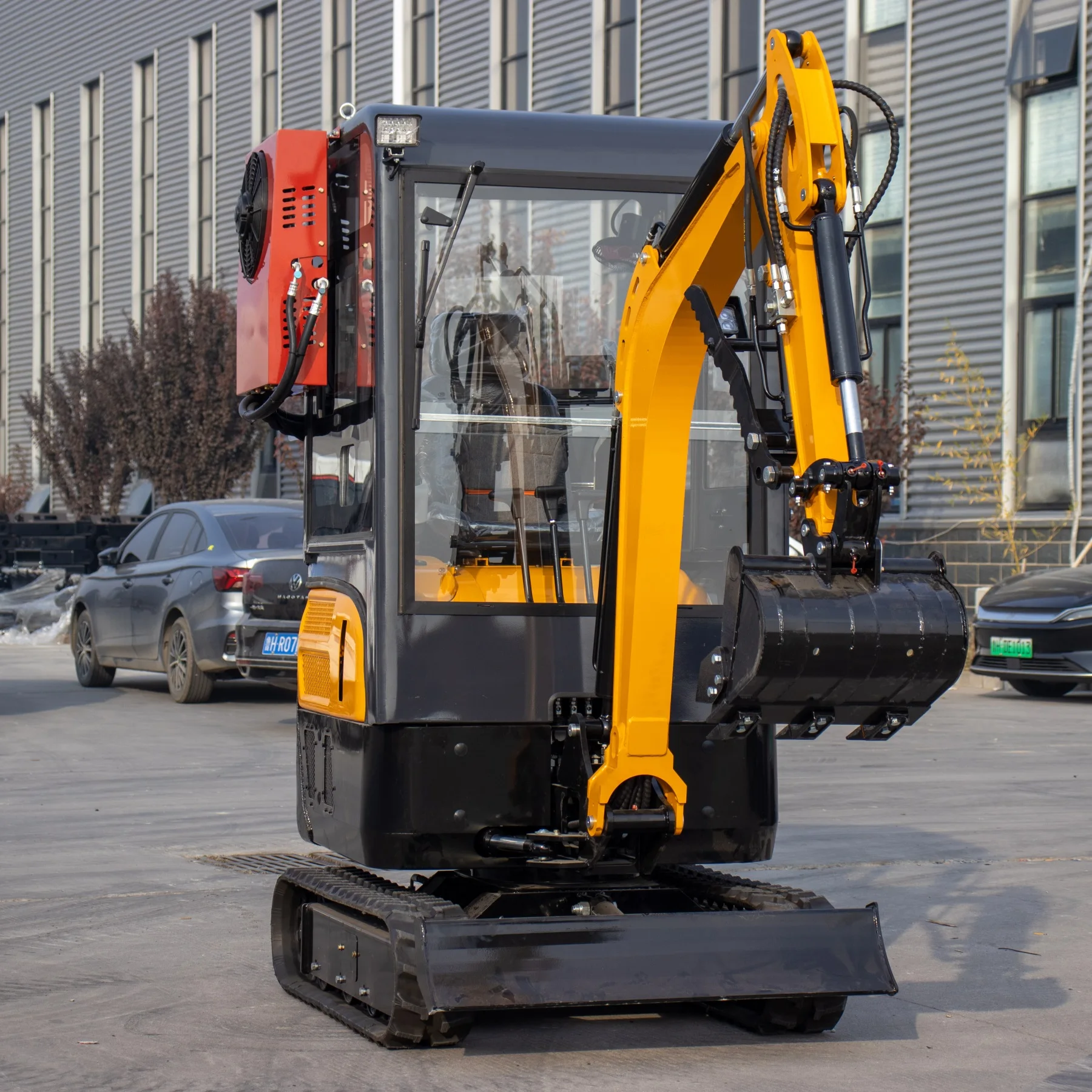 Heavy Duty 1.8 Ton Mini Crawler Digger With Advanced Joystick Control For Pipeline Installation And Utility Cable Laying