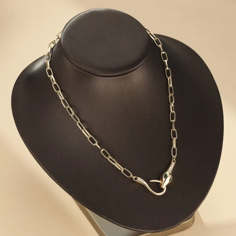 أزياء زركونيا الأفعى تصميم المرأة قلادة قلادة الفولاذ المقاوم للصدأ مطلية بالذهب مشبك ورق سلسلة مجوهرات المبيعات الساخنة