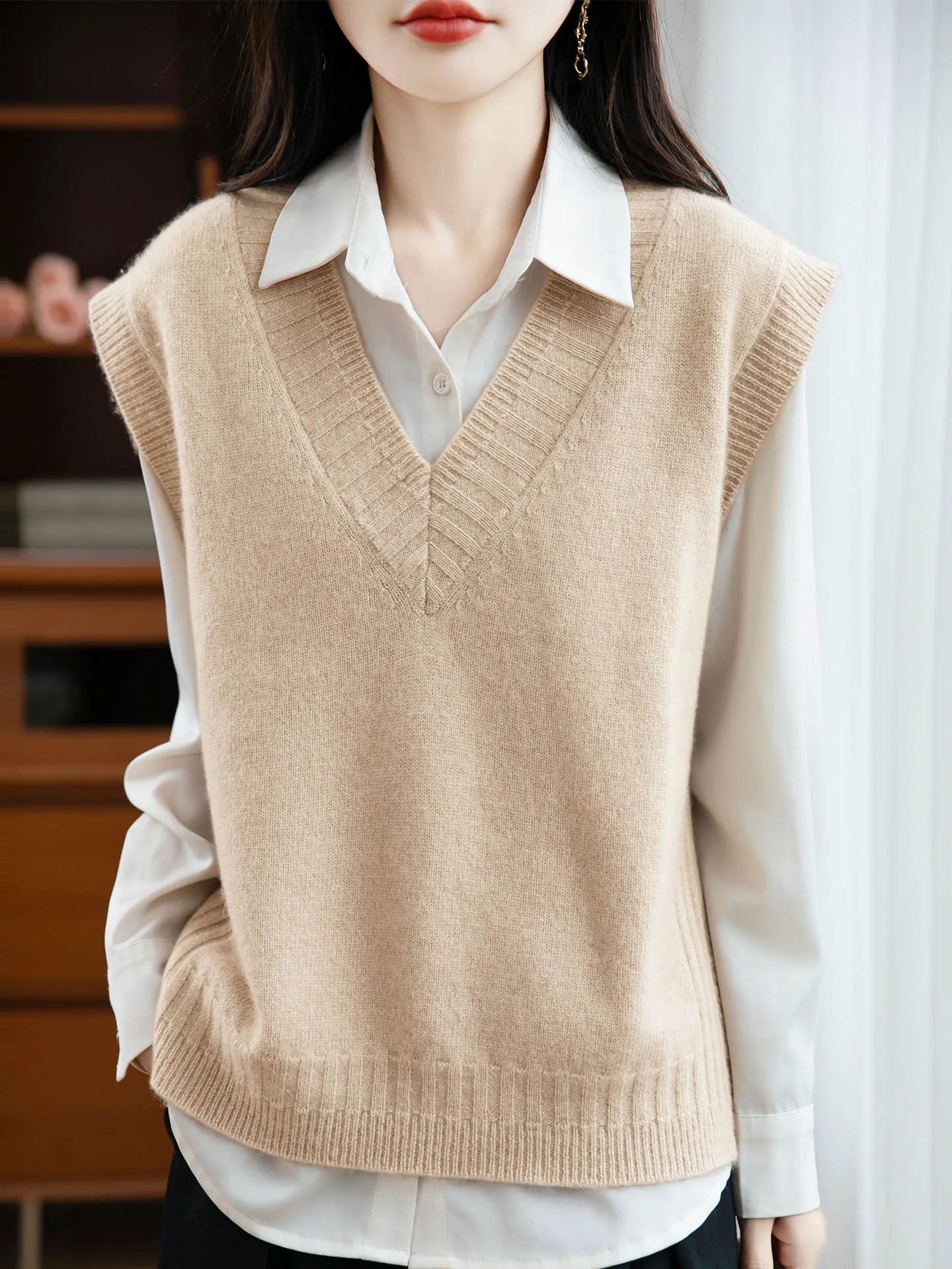 

Women's 100% Merino Wool Sleeveless Pullover V-Neck Waistcoat Cashmere Autumn Winter Outerwear Solid Color Top