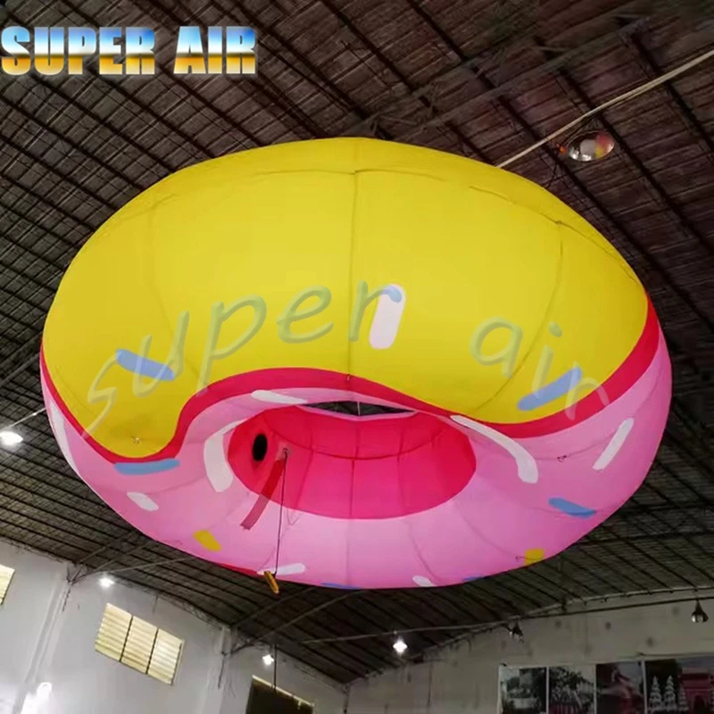 4mH wystawa sklepu z deserami gigantyczny nadmuchiwany pączek do reklamy