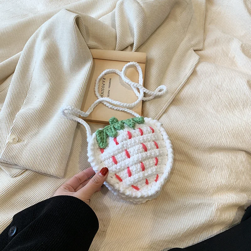 Handmade Knitted Children\'s Wool Coin Purse Cute Little Girl Strawberry Cross-Body Bag Girls\' Leisure Mini Shoulder Bag