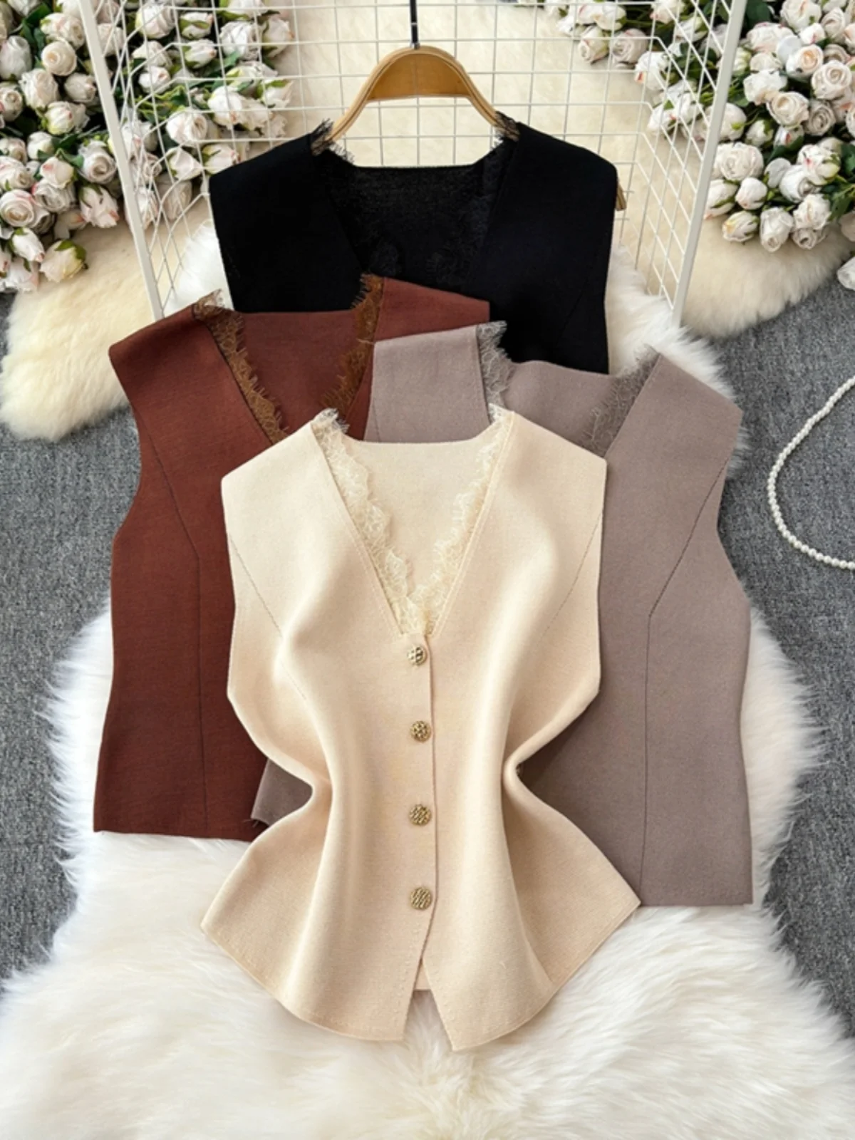 

Ele Lace Patchwork V-Ne Single-Button Svel Vest Women's Summer Lightweight Layering Anti-Aging Trendy Tank Top