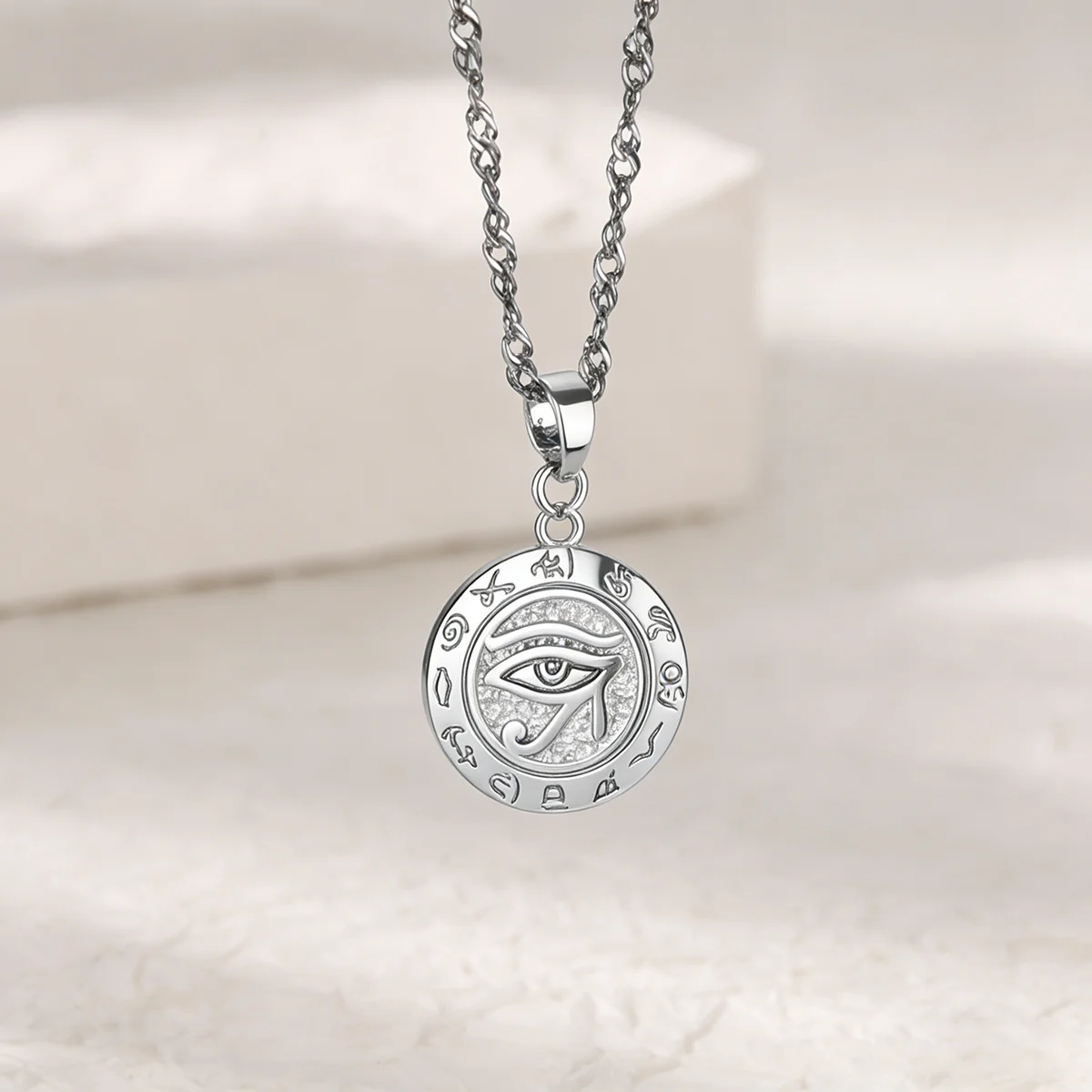 Stainless Steel Evil Eyes Pendant Necklace For Womens Jewelry Clavicle Chains Necklaces Gifts Party Dropshipping