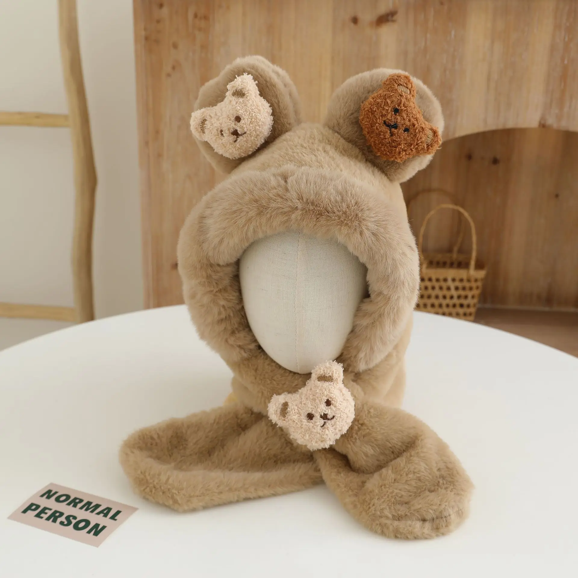 Winter-Baby-Plüsch-Mütze-Schal-Set, Cartoon-Bär-Beanie, warmes Samt-Kinderhalsband, 6-24 Monate, Ohrenschutz, Pullover-Mütze – Detail 6