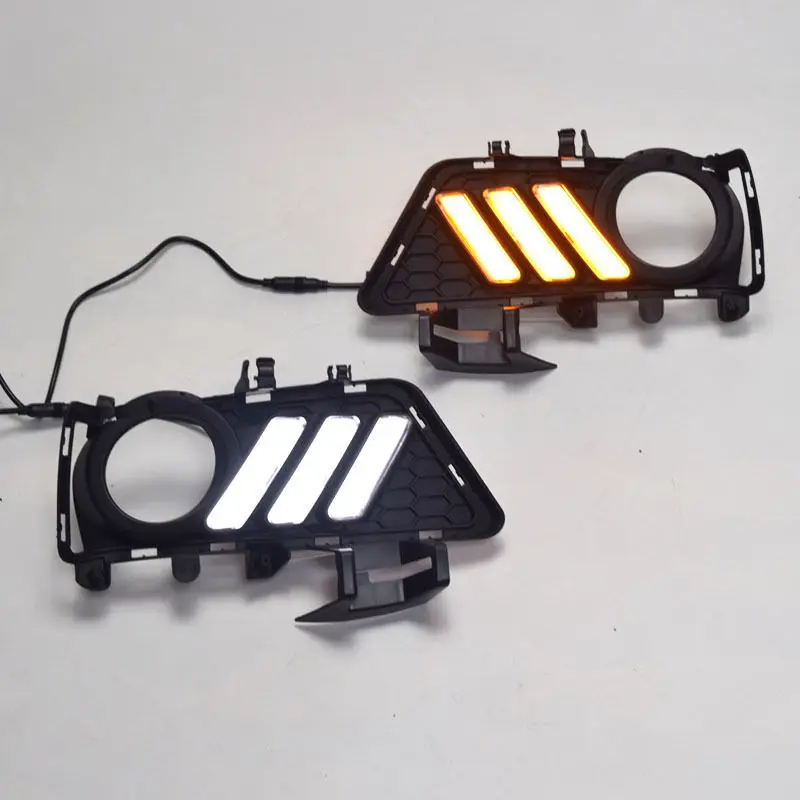 

SAAR Suitable for 13-19 BMW 3 Series F30 F35 Daytime Running Modified LED Flowing Turn Signal Fog Lights