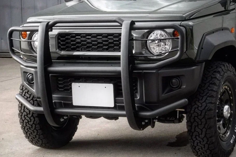 حاجز ممتص الصدمات الأمامي الشهير والمتين لسوزوكي جيمي JB74 JB64 2018- Gen4 Sierra JB74w JB64w Steel