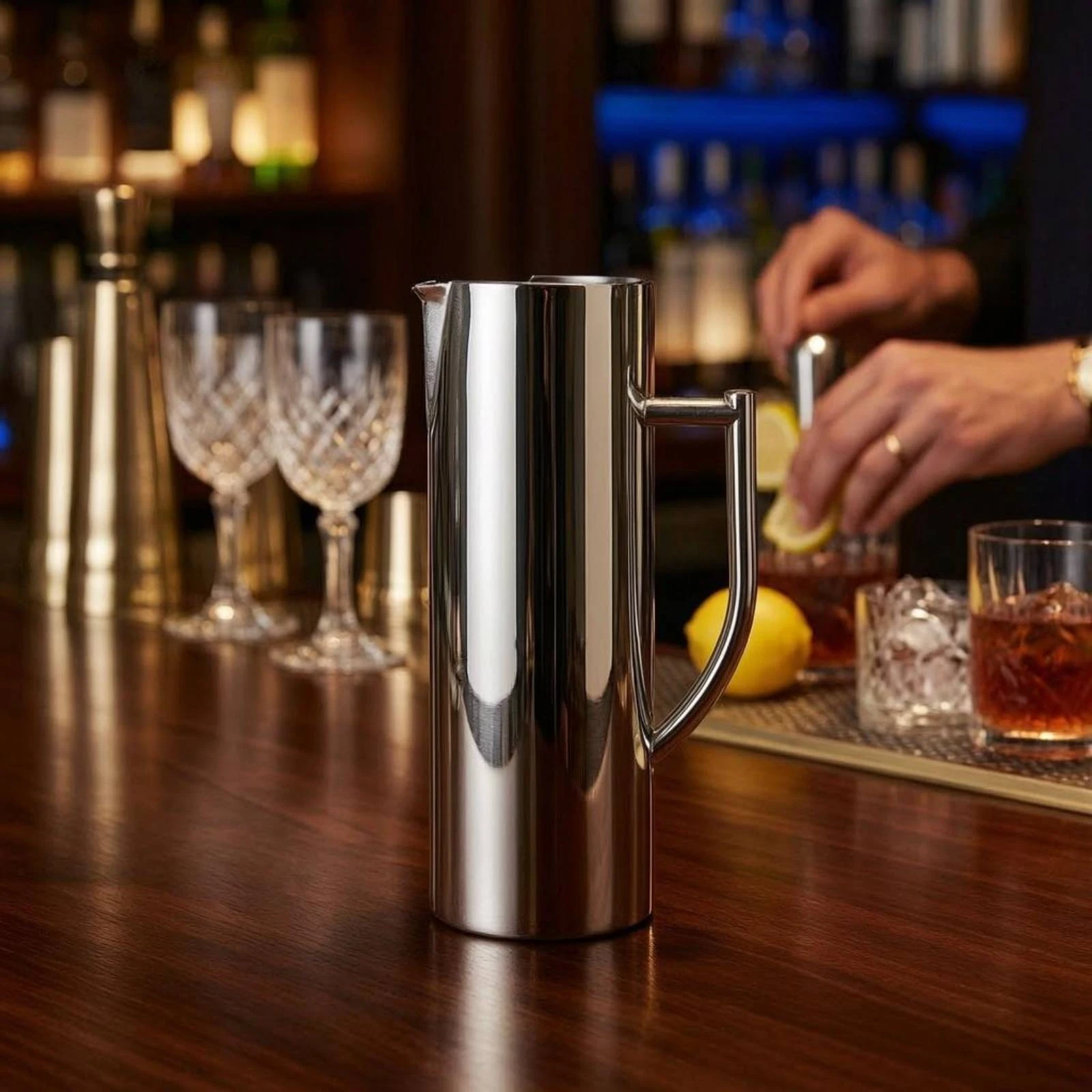 Stainless Steel Pitcher Mirror - đánh giá và giá Pour Spout Pitcher