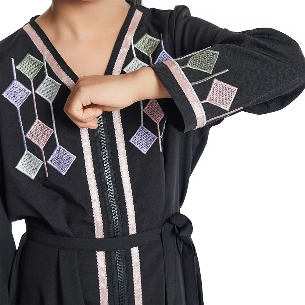 ชุดเด็กผู้หญิงมุสลิมแบบใหม่ ซิปหน้าเปิด อาบายะ โมร็อกโก คาฟตัน เสื้อผ้าเด็กอิสลาม สำหรับวันอีด รอมฎอน จาลับบียะห์ ชุดคลุมอาหรับ คาฟตัน