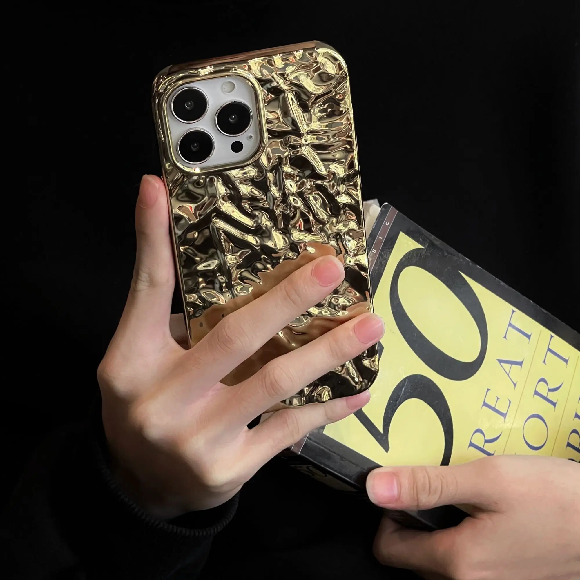 Luxury Plated Gold Tin Paper Phone Case for iPhone 16 Pro Max Plus 15 14 13 11 12 Pro Max X XS Max XR Shockproof Soft Cover Men