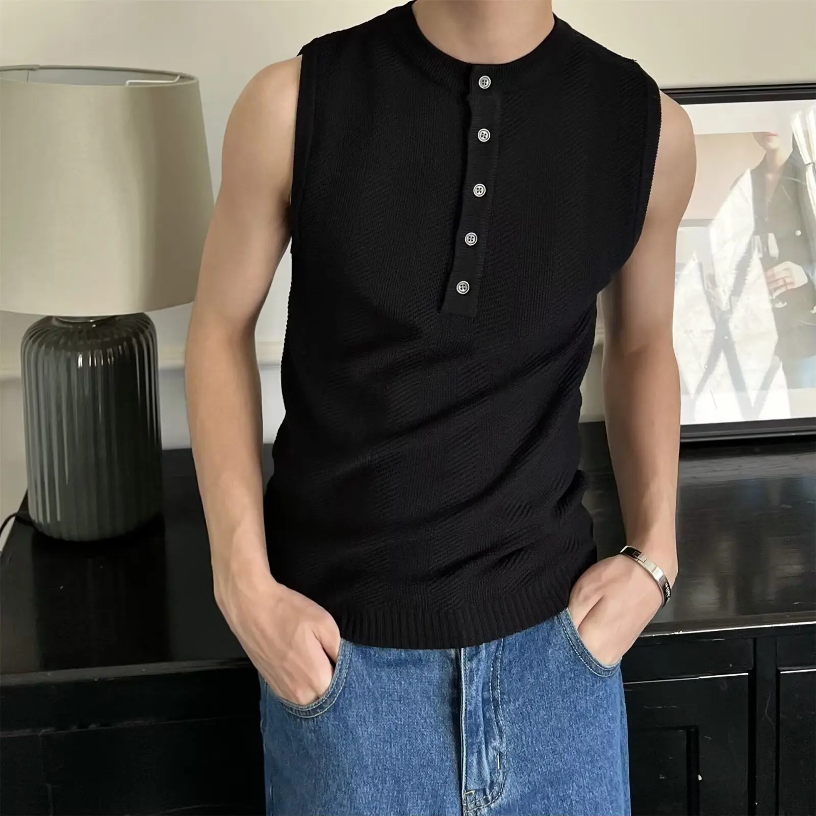 Men's New Casual Crew Neck Tank Button Placket Decor Breathable Skin-Friendly Slim Fit Commute Trendy Simple Versatile Tank Top