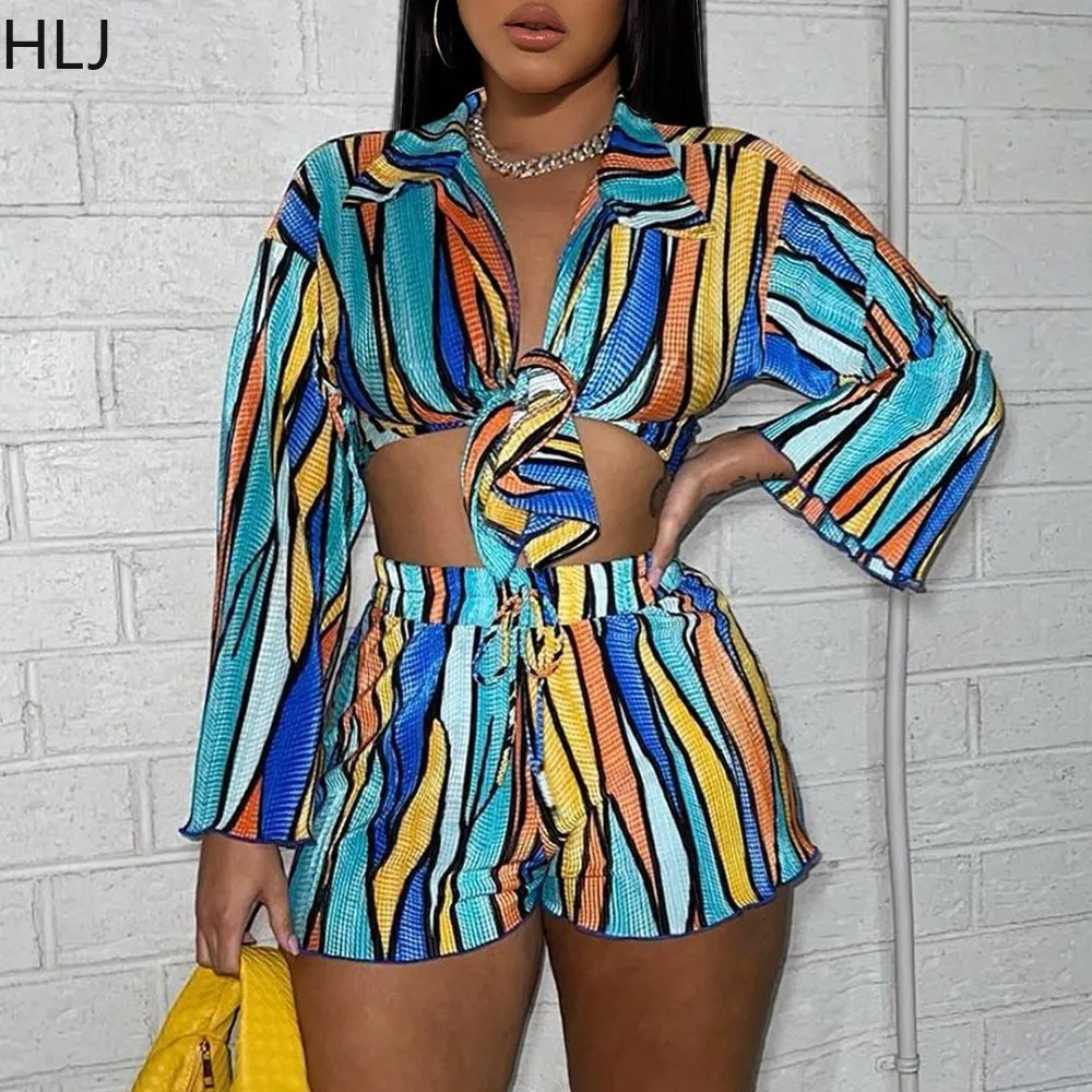 HLJ Fashion Retro Colored Stripes Print Shorts Two Piece Sets Women V Neck Bandage Crop Top + Shorts Outfit Female 2pcs Clothing
