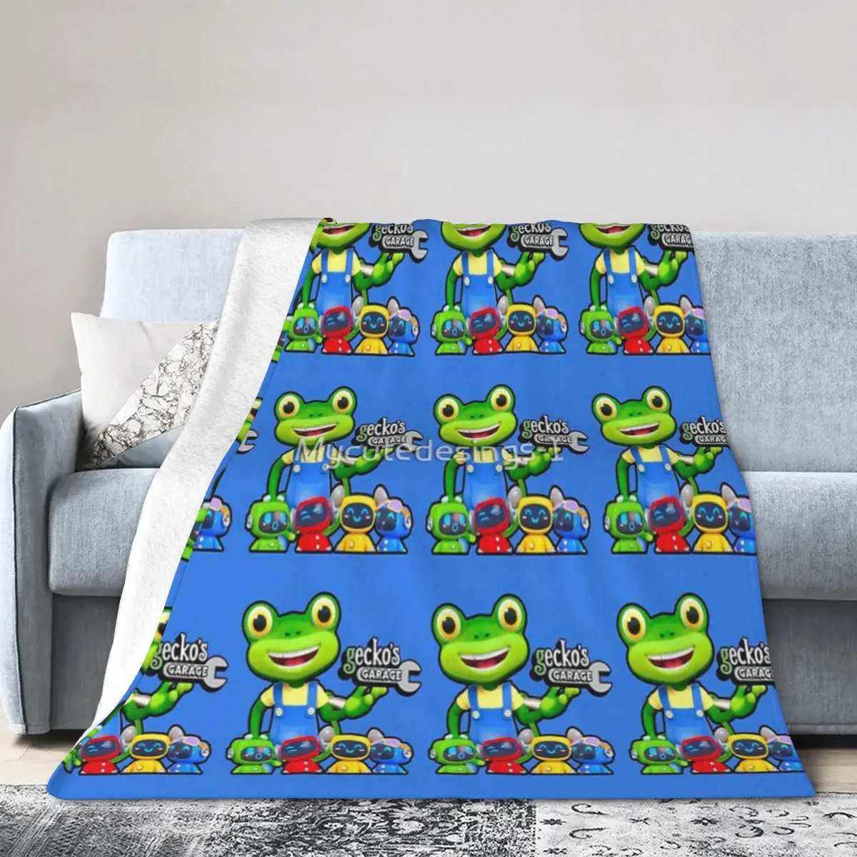 Gecko Garage, Gecko Garage GG Gifts For Children, Blue Backpacks For Children An Ultra-Soft Micro Fleece Blanket