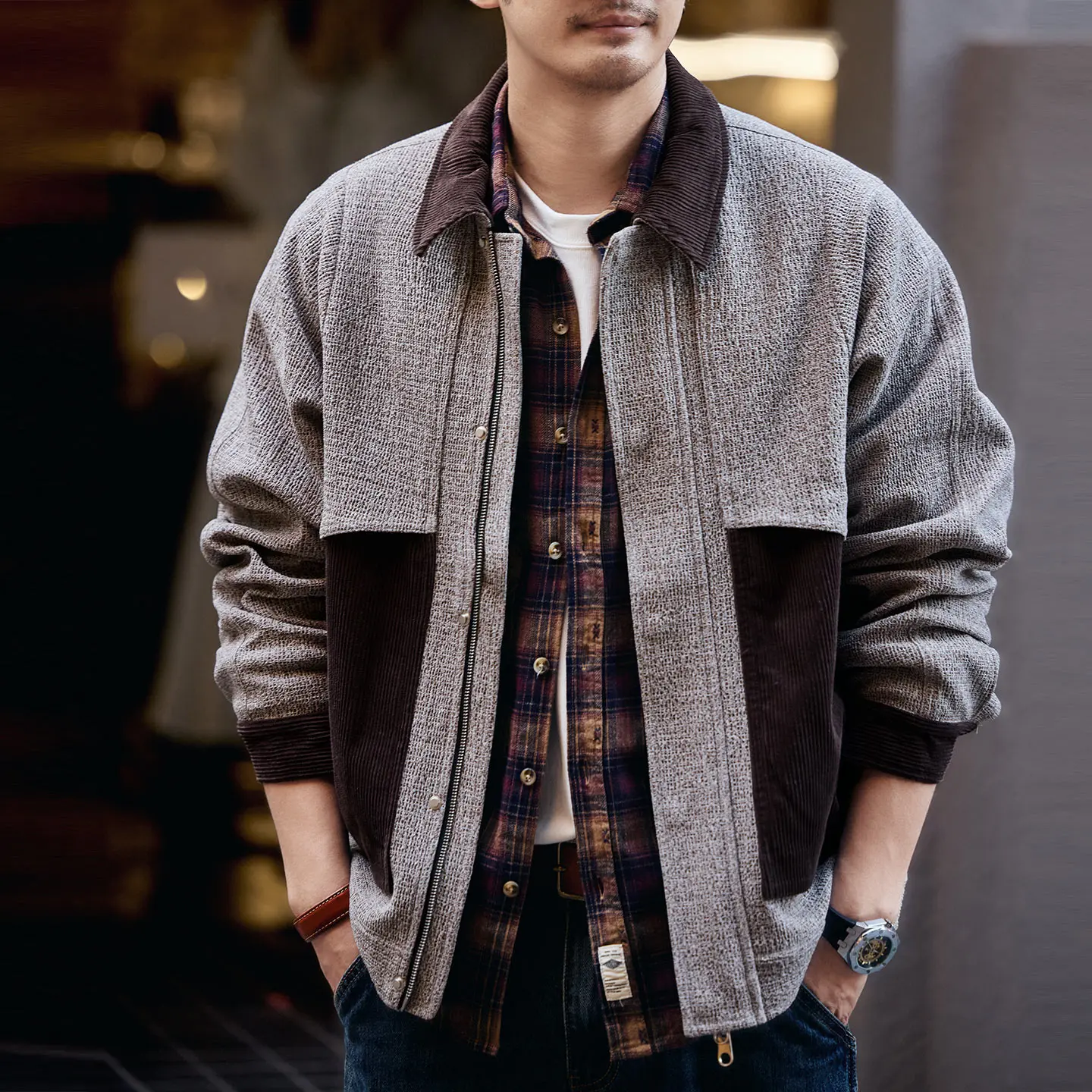 

Новая, модная и свободная куртка для мужской осенне-зимней коллекции.