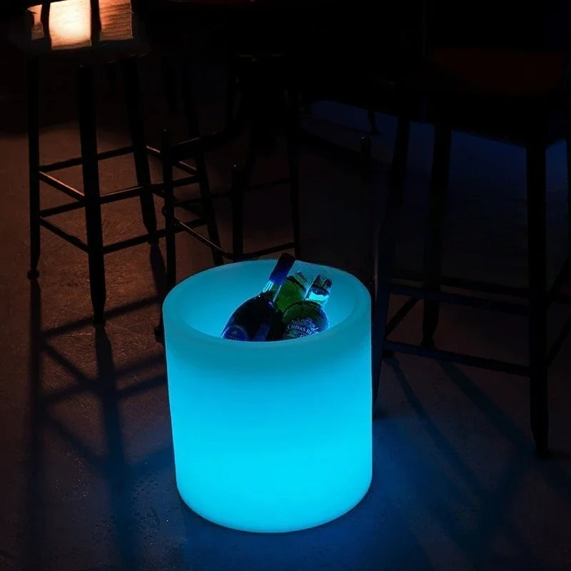 Cylinder ice wine barrel Member exclusive wine frame base Outdoor bar counter Ice wine barrel