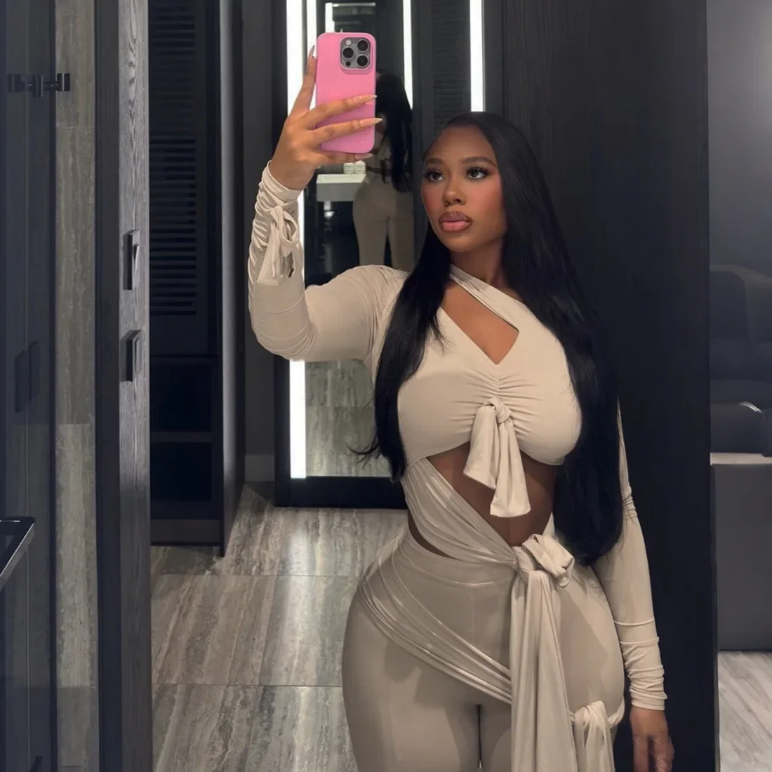 

Женский комплект из 2 предметов на шнуровке с v-образным вырезом и длинными рукавами + брюки-клеш, тонкие клубные костюмы, уличная одежда