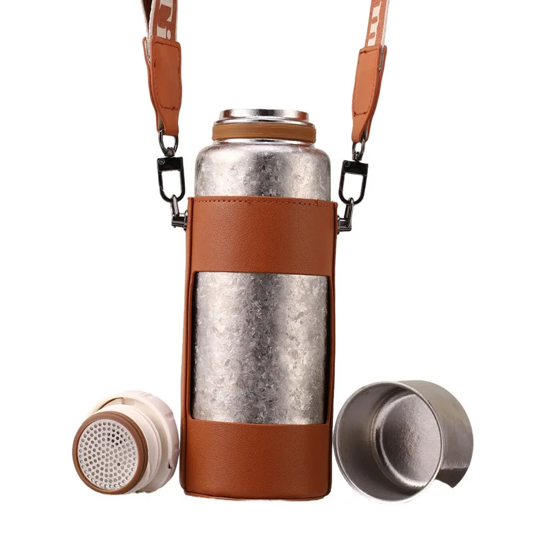 Large capacity water cup 900ml  Pure titanium material Double Wall Insulated sport water bottle Outdoor Tea