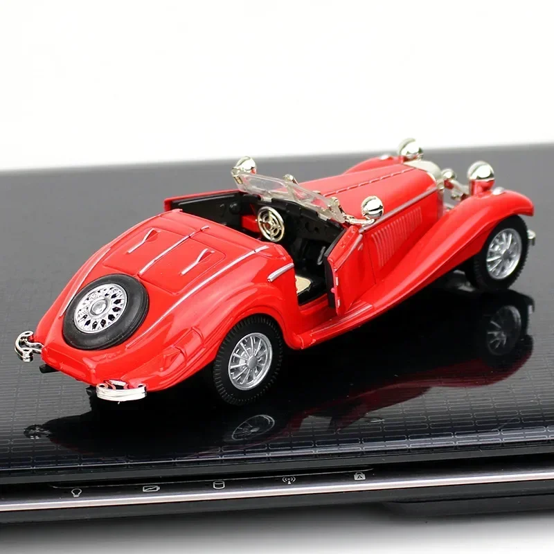1:28 Vintage Car Retro 500K Car Model Static Collection Gift Cake Ornaments Diecast Alloy Car Model Collectible