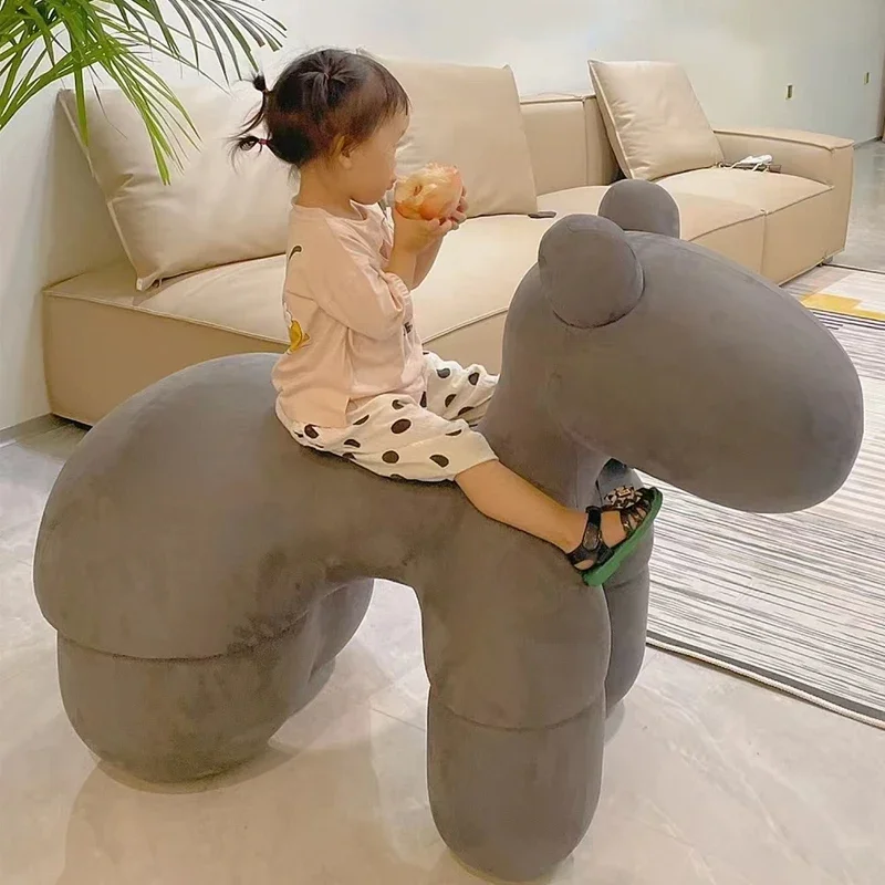 Pony Chair Creative Cartoon Animal Stools Living Room Simple Adult Leisure Ornaments Nordic Puppy Chairs Ottomans Home Furniture