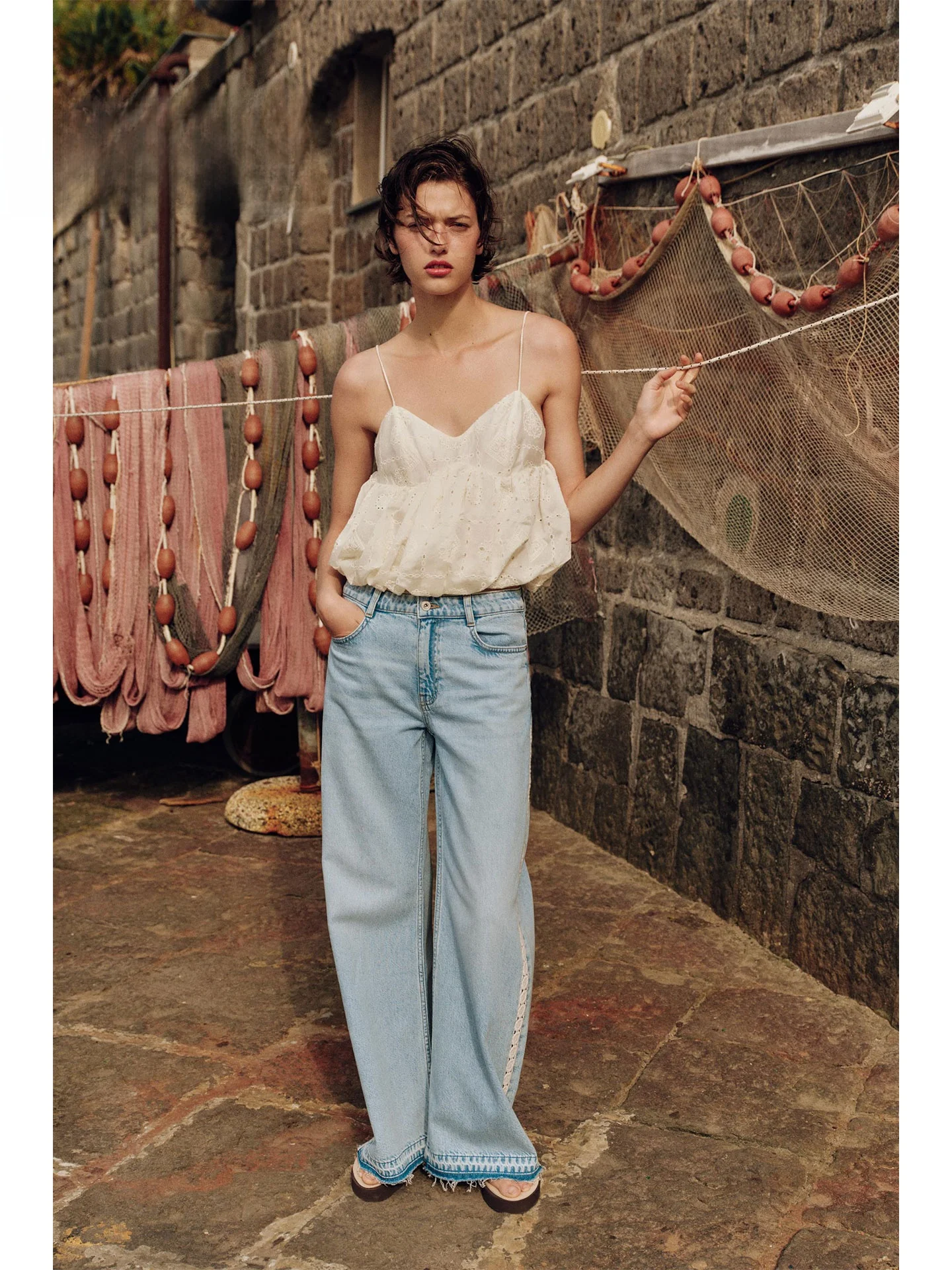 

Summer 2026 New Style Women's High Waist Wide Leg Jeans Side Hook Needle Splicing Decoration Slimming Effect Blue Denim Pants