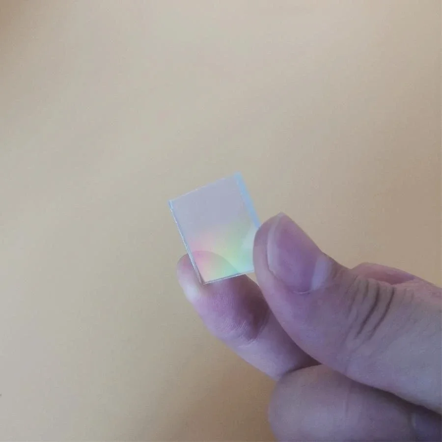 20x20mm 2D 100-2400 Lines/mm Transmissive Orthogonal Holographic Diffraction Gratings Two-dimensional Original Carving