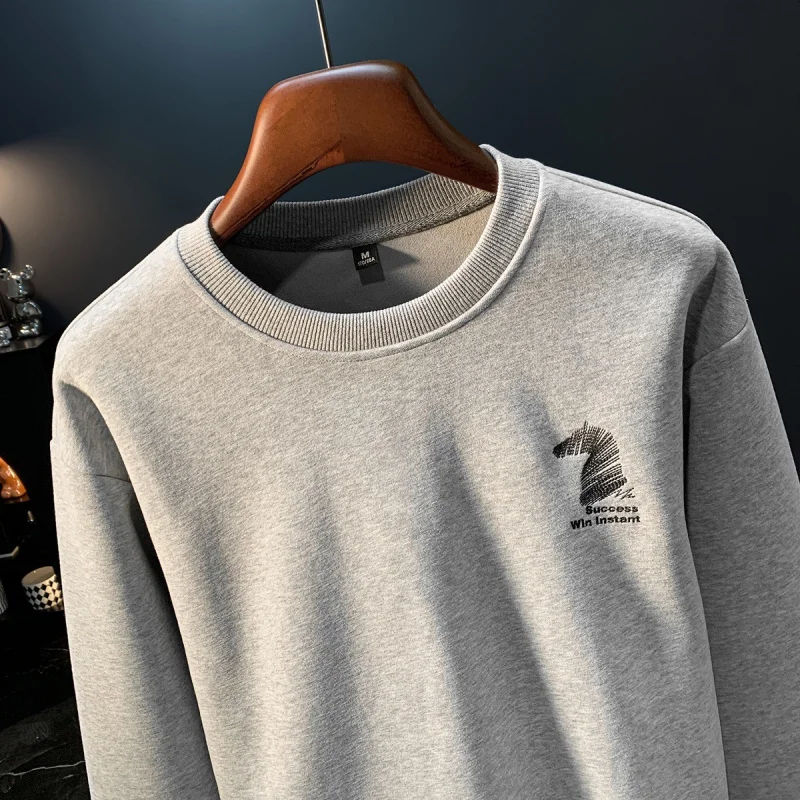 

Модная мужская толстовка с вышитым принтом, новый стиль осень 2025, простой стиль, круглый вырез, большой размер, повседневная толстовка с капюшоном