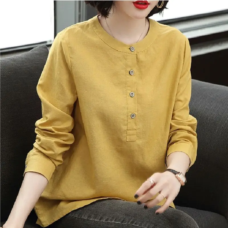 เสื้อเชิ้ตแขนยาวเรียบง่ายสไตล์วินเทจสำหรับผู้หญิง เสื้อผ้าแฟชั่นใหม่สำหรับฤดูใบไม้ผลิและฤดูใบไม้ร่วง เสื้อเชิ้ตลำลองไซส์ใหญ่สไตล์ฮาราจูกุ