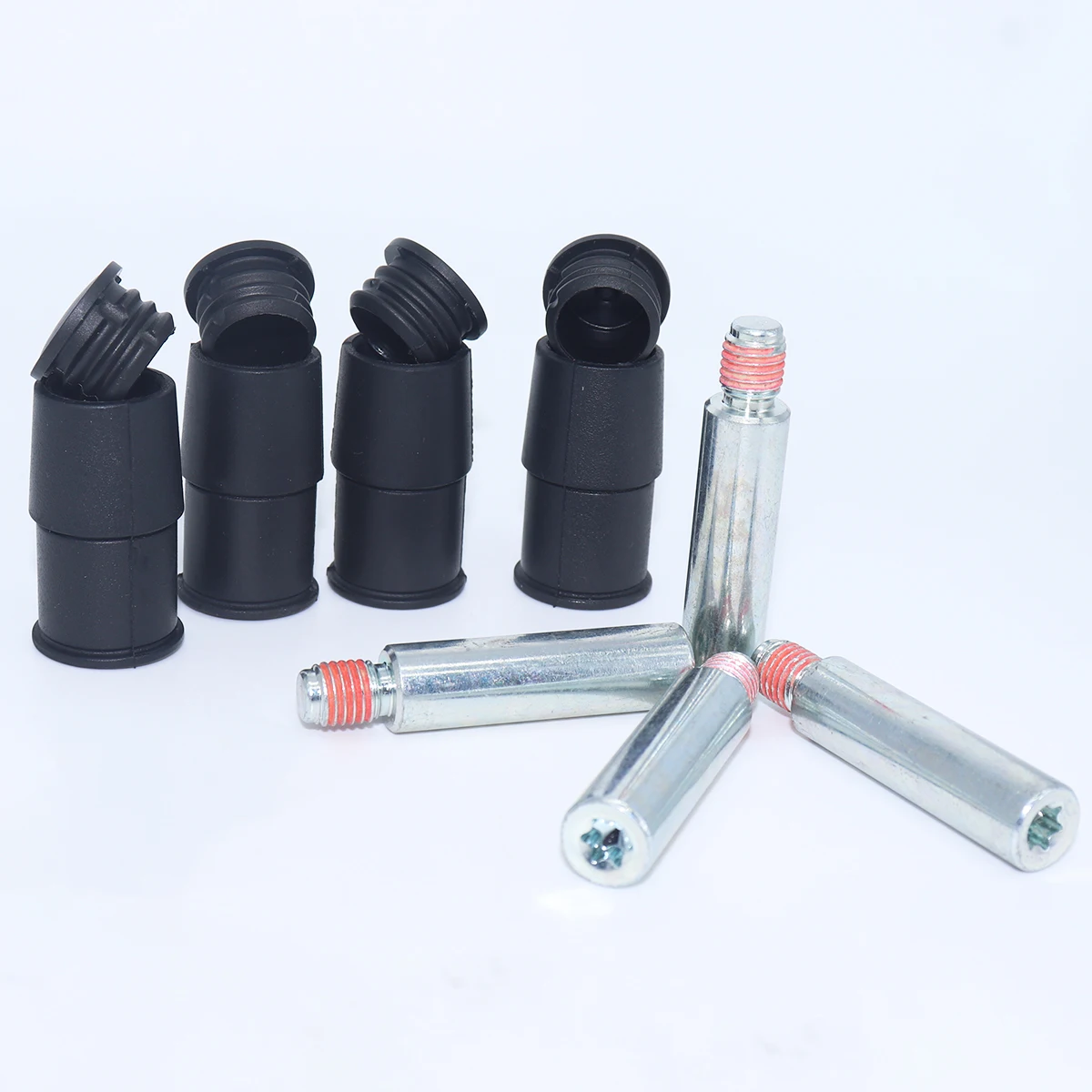 

Комплект болтов слайдера переднего и заднего тормозного суппорта для BMW 1/3/5 серии E81 E82 E87 E46 E90 X1 X2 X3 X4 левая и правая резиновая втулка