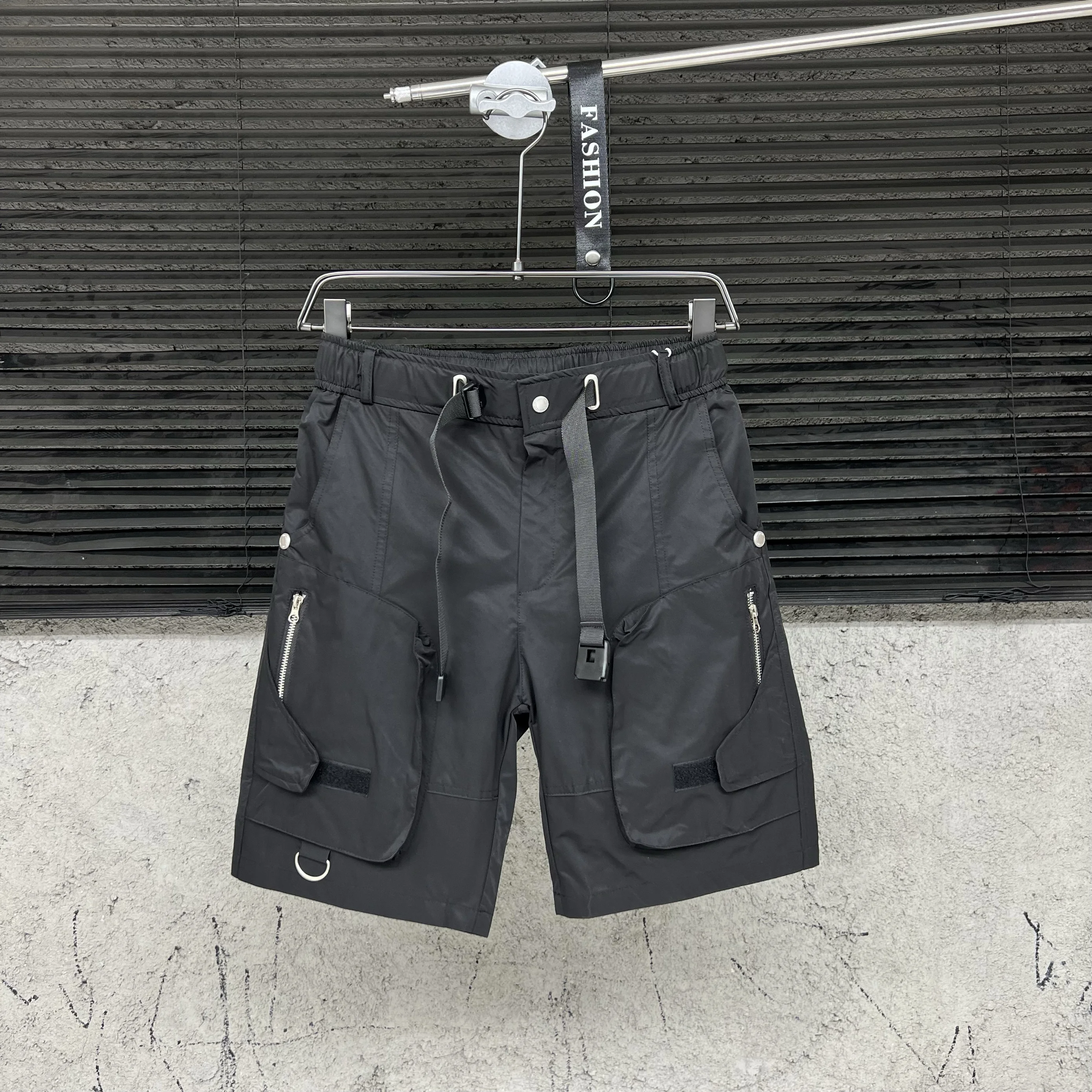 

Летние новые мужские повседневные дышащие пляжные шорты, быстросохнущие, модные, в стиле рабочей одежды, свободного кроя, молодежные, стильные