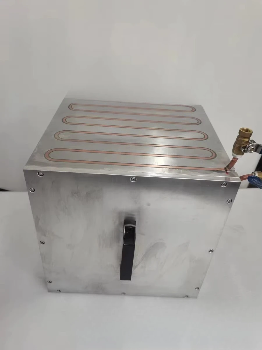 Custom liquid cooled radiator aluminum cold plate, water cooling plate with tube