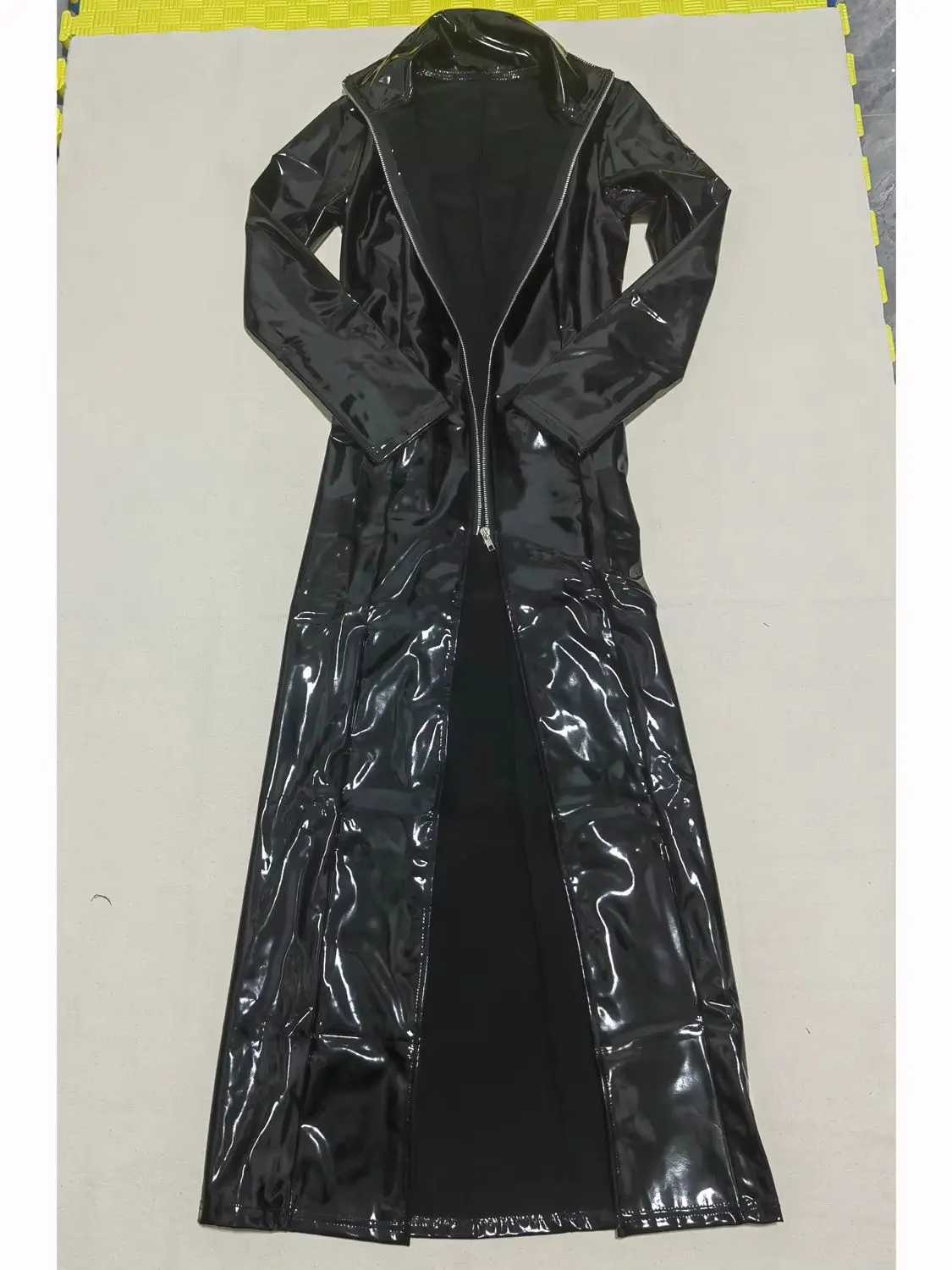 

Wet Look PVC High Split Long Trench Coat Shiny PU Leather Windbreaker Cosplay Stage Performnce Dress Gothic Outerwear Overcoat