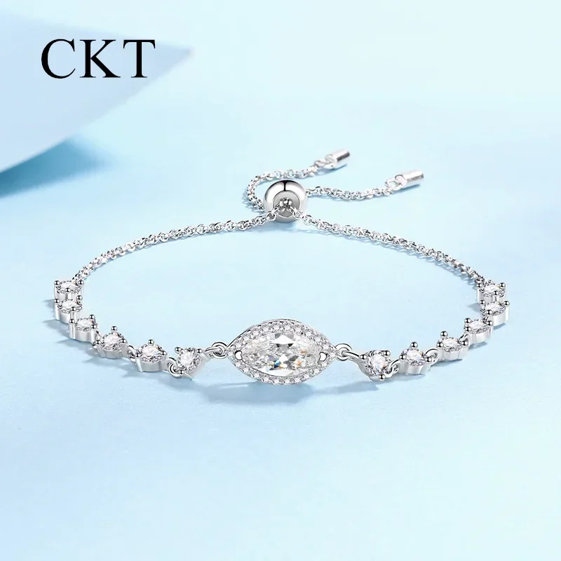 

Браслет из платины PT950 и белого золота 18K с синим муассанитом «Лошадиный глаз» 1 карат, цвет D, для женщин, эластичный, регулируемый, индивидуальный дизайн