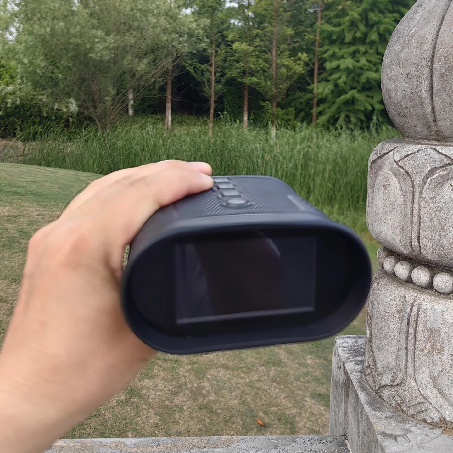 หน้าจอขนาดใหญ่ 4K ระดับแสงน้อยอุปกรณ์ Night Vision ทหารการล่าสัตว์สีดําทั้งหมดกล้องวิดีโอกล้องส่องทางไกลอินฟราเรดดิจิตอล