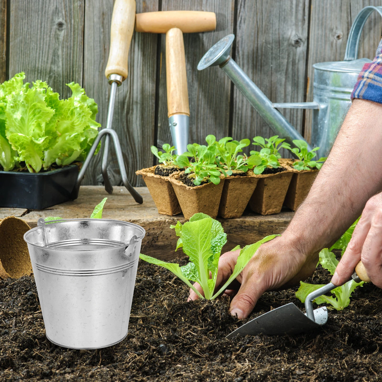 

Mini Iron Bucket 18cm Mouth 13cm Bottom 16.5cm Height Silver Galvanized Steel Multi Functional Plant Flower Storage