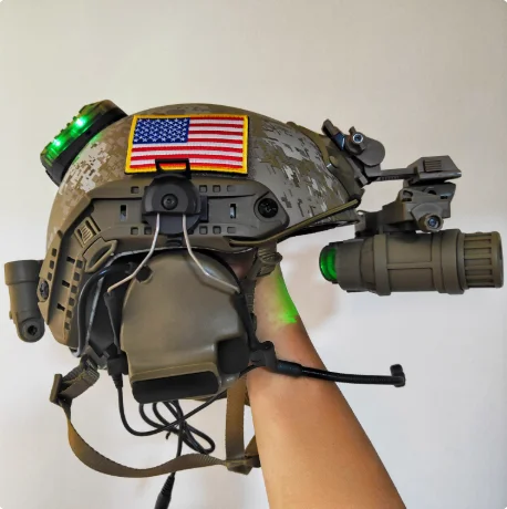 NONE Komplettes Outdoor-Set mit schnellem Helmdesign für taktische Ausrüstung, echte Cs-Helm-Körpergurt-Aufhängung für Personen 7