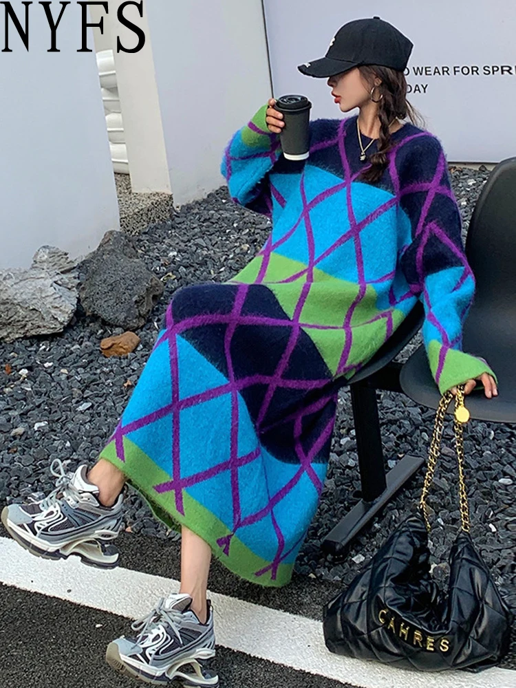 NYFS حجم كبير المشارب عادية الحياكة فستان طويل فضفاض المنك المخملية المرأة سترة فستان رداء الخريف الشتاء 2025 Elbise