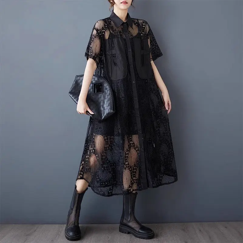 Modna sukienka 2024 Wiosna i jesień Nowy styl Luźne łączenie siatkowe Casualowa prosta sukienka koszulowa z krótkim rękawem dla kobiet A583