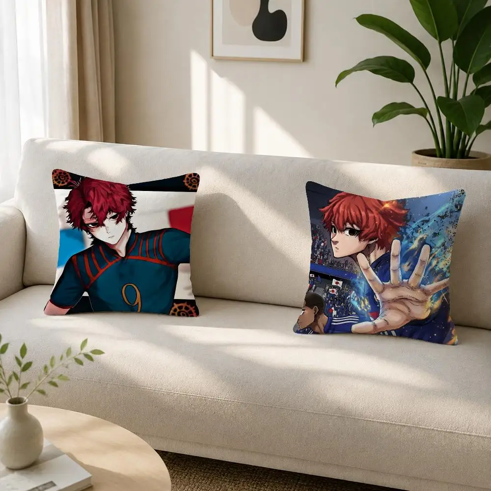 Stylish Fictional Character Vivian Hugo Soft Plushs Fluffy Throw Pillow Cases for Sofa Bedroom Home Decor