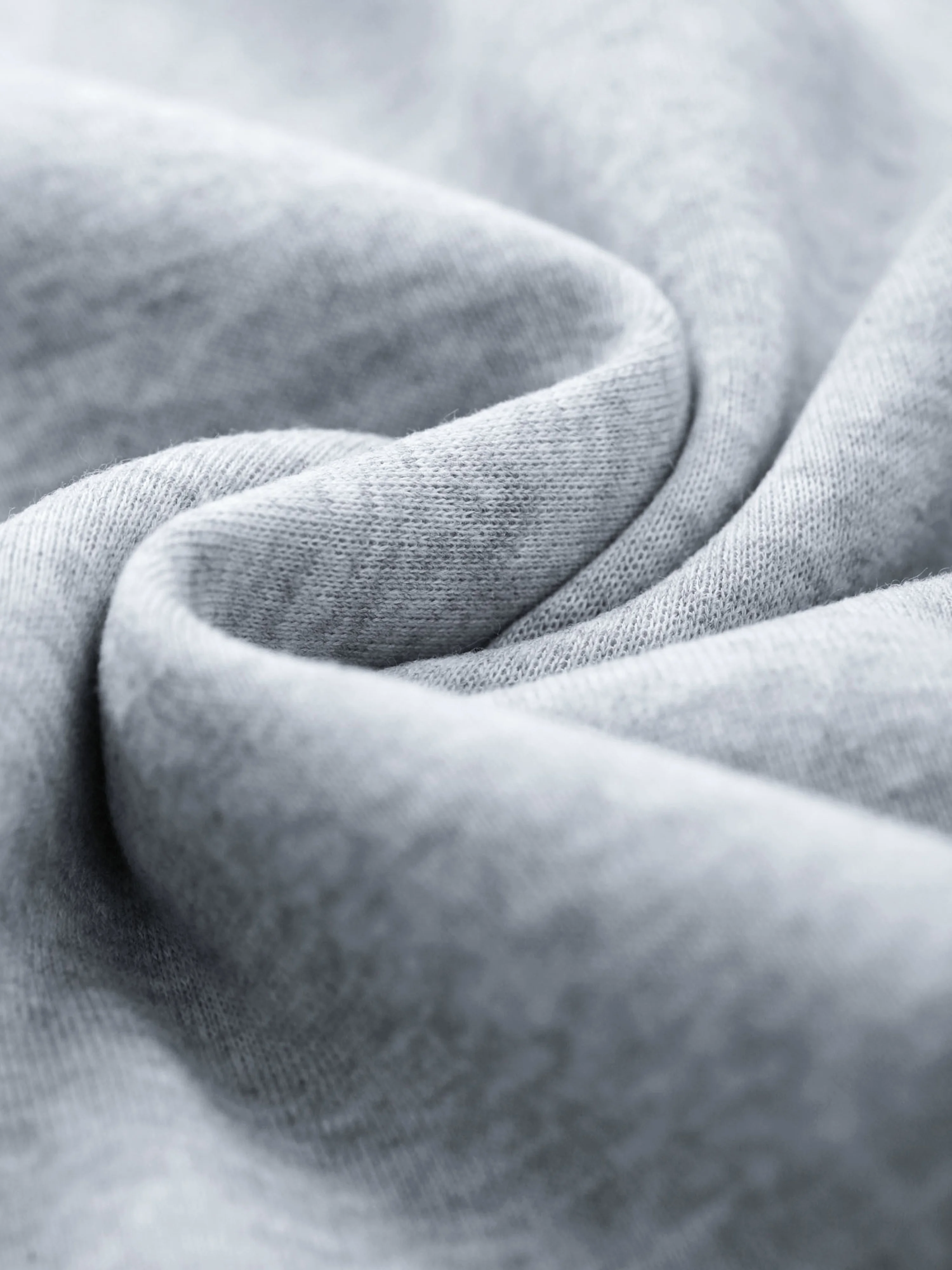 سويت شيرت نسائي كاجوال بقلنسوة مقاس كبير بنمط طباعة حروف للخريف والشتاء من الصوف ملابس الشارع كبيرة الحجم فضفاضة غير رسمية