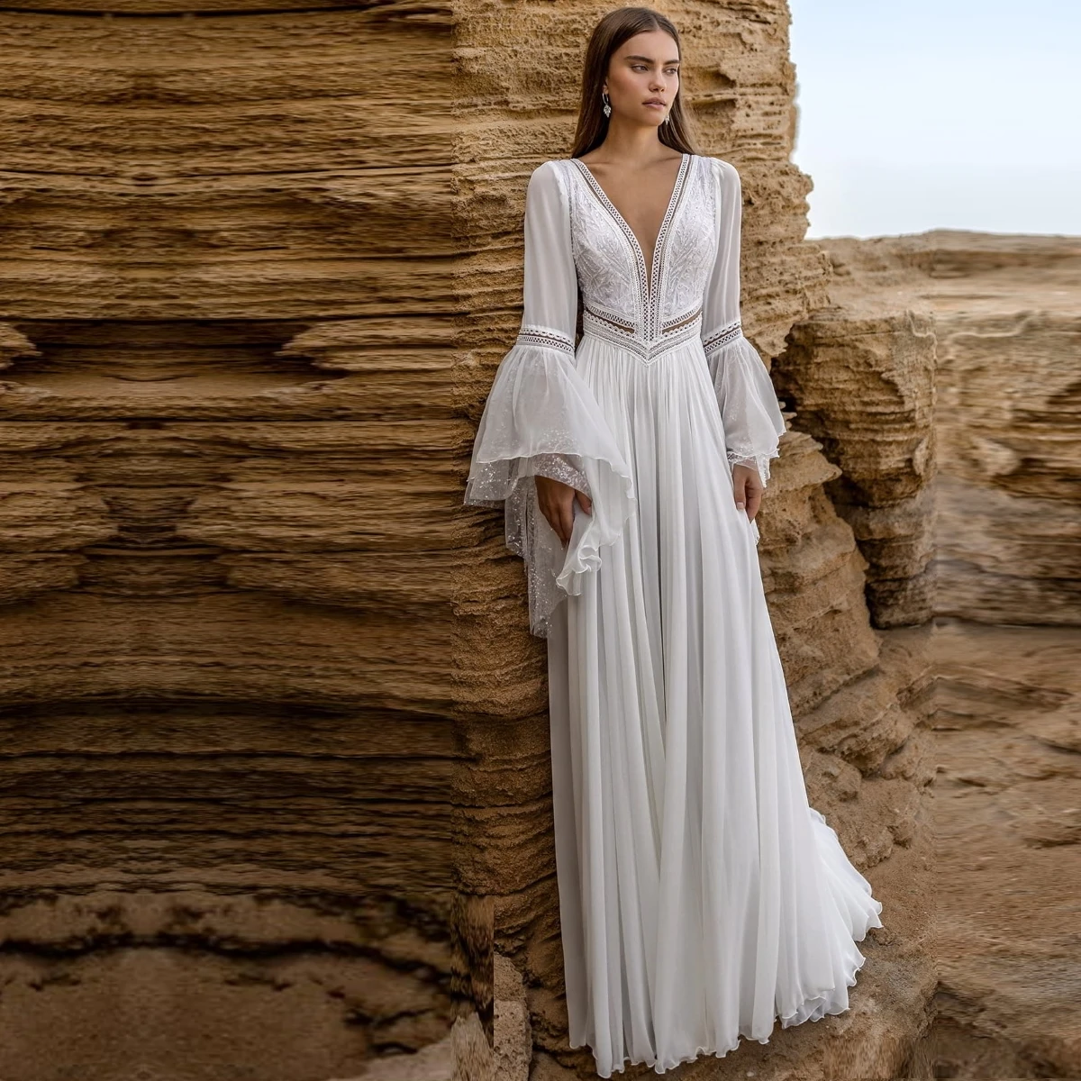 

Qcenkeren Wedding Dress Vestido de novia Long Flare Sleeve Deep V-Neck Bohemia Israel Embellished Bodice Boho Chapel Train 2024