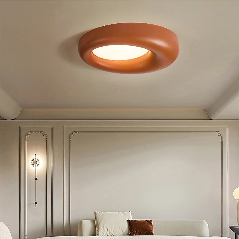

creative and personalized bedroom lamp, warm cream-style macaron bedroom room lamp, study lamp