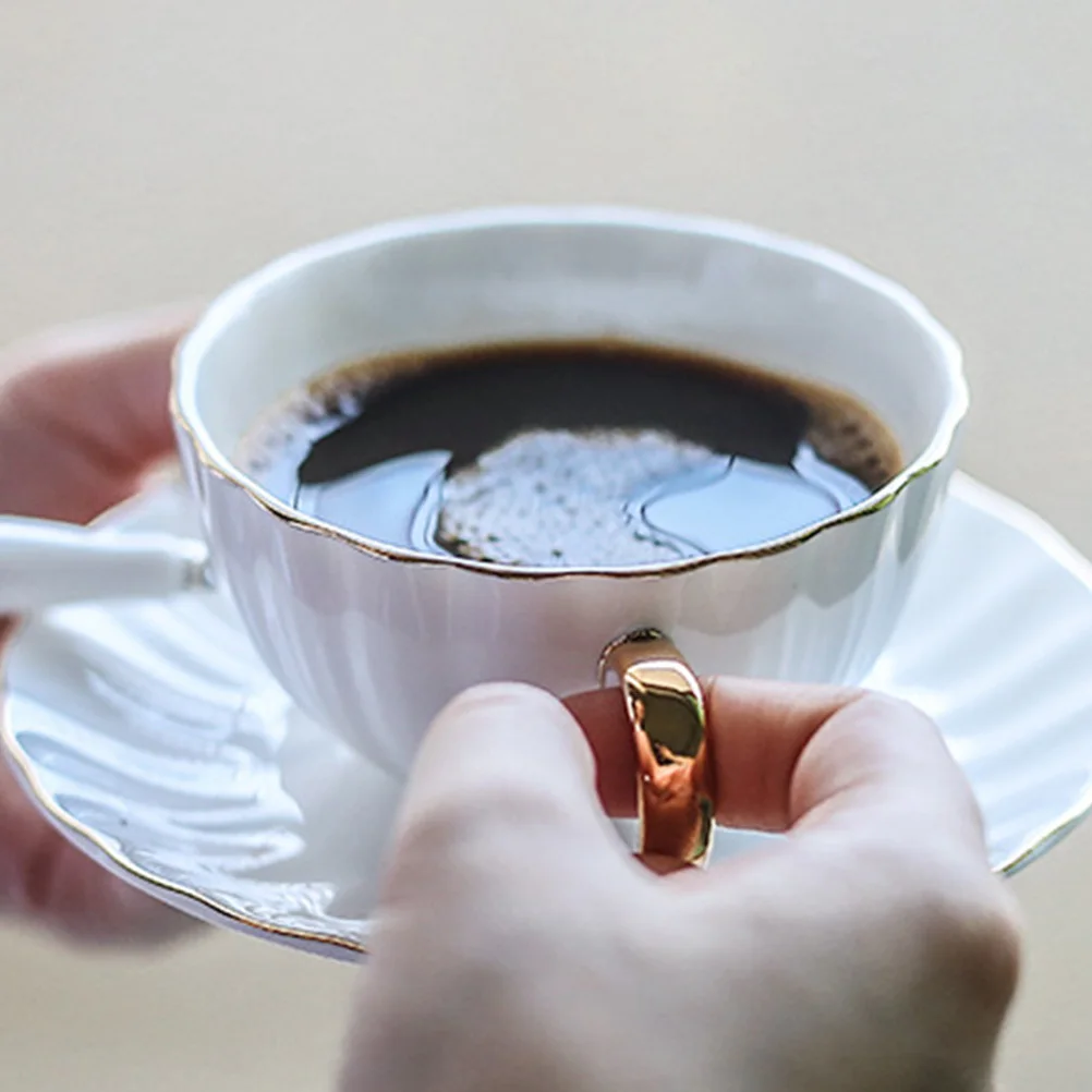 

1Set Household Coffee Cup Set with Dish Saucer Comfortable Design for Tea Restaurant Decor Coffee Cup Set Home Mug